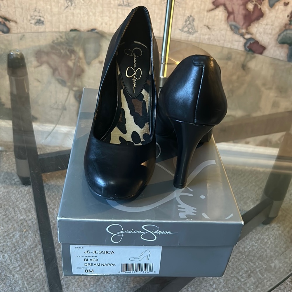 Black Jessica Simpson Pumps